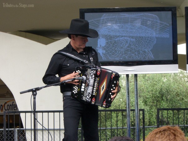 Nortec Collective - with Accordion - Bostich and Fussible